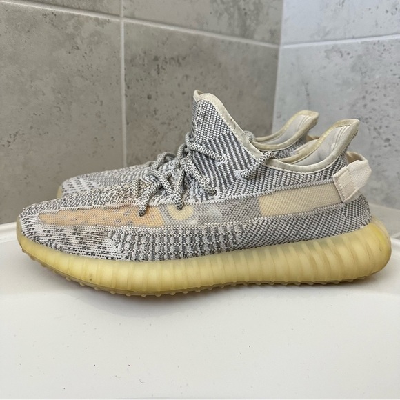 Yeezy Boost 350 V2 Sneaker Size 11.5 Men